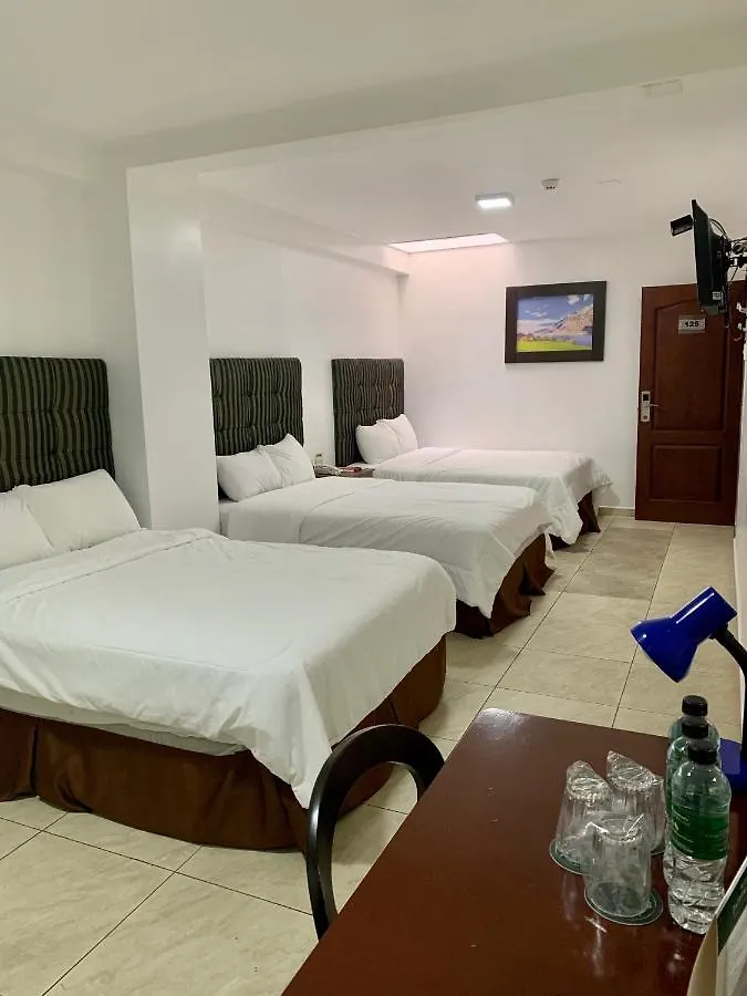 Hotel Patrimonial By Greenfield 瓜亚基尔 3*,