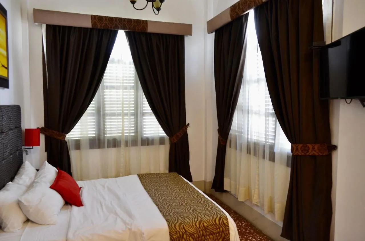 Hotel Patrimonial By Greenfield 瓜亚基尔 3*,